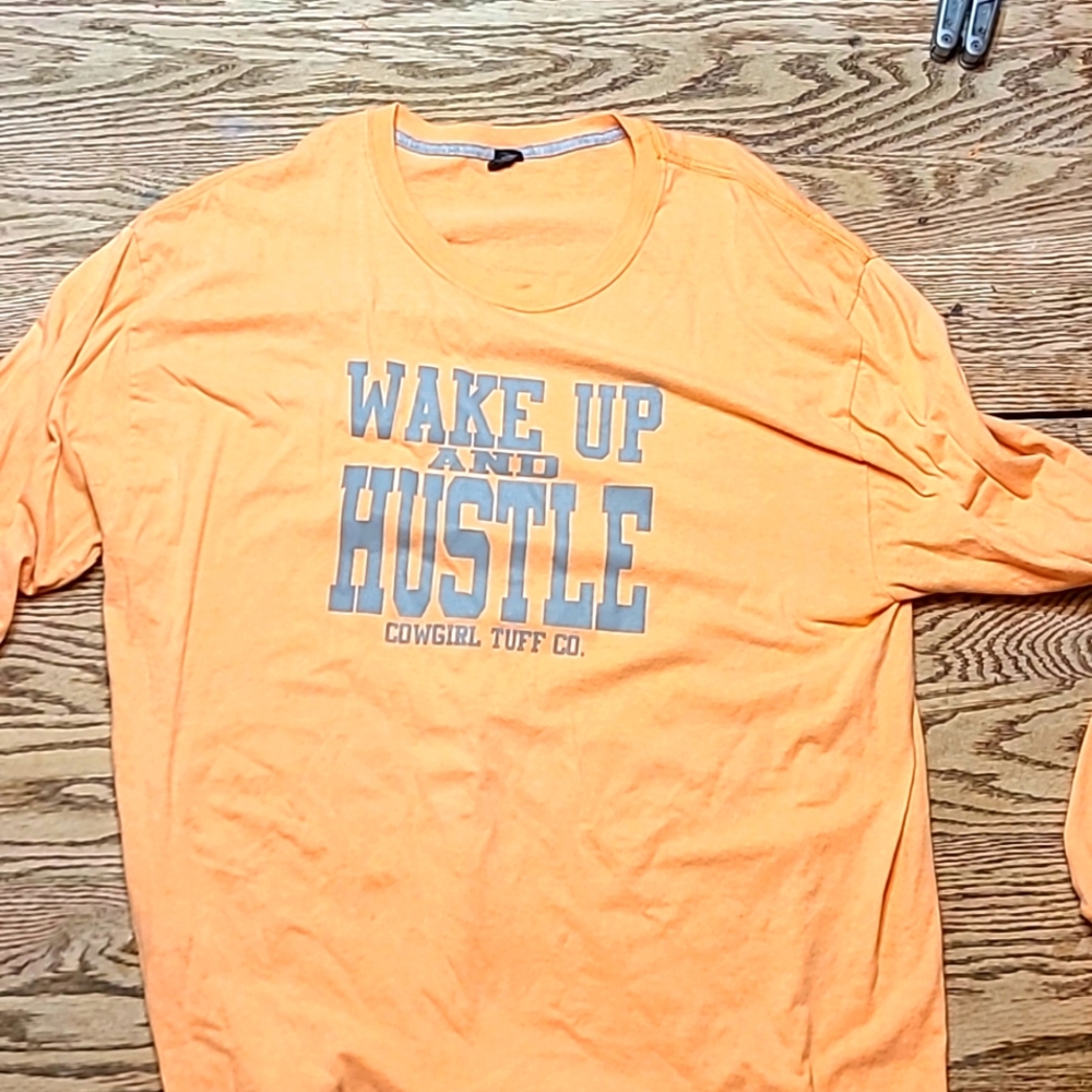 Long sleeve tshirt